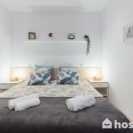 Host Wise - Colorful Fresh Flats - Batalha Daire Porto Dış mekan fotoğraf