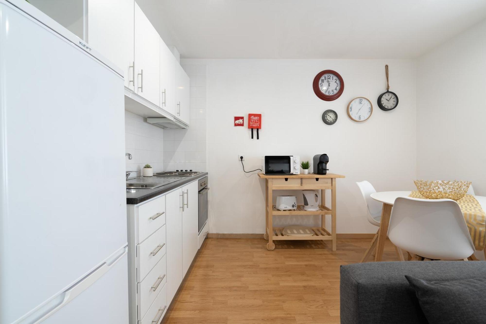 Host Wise - Colorful Fresh Flats - Batalha Daire Porto Dış mekan fotoğraf