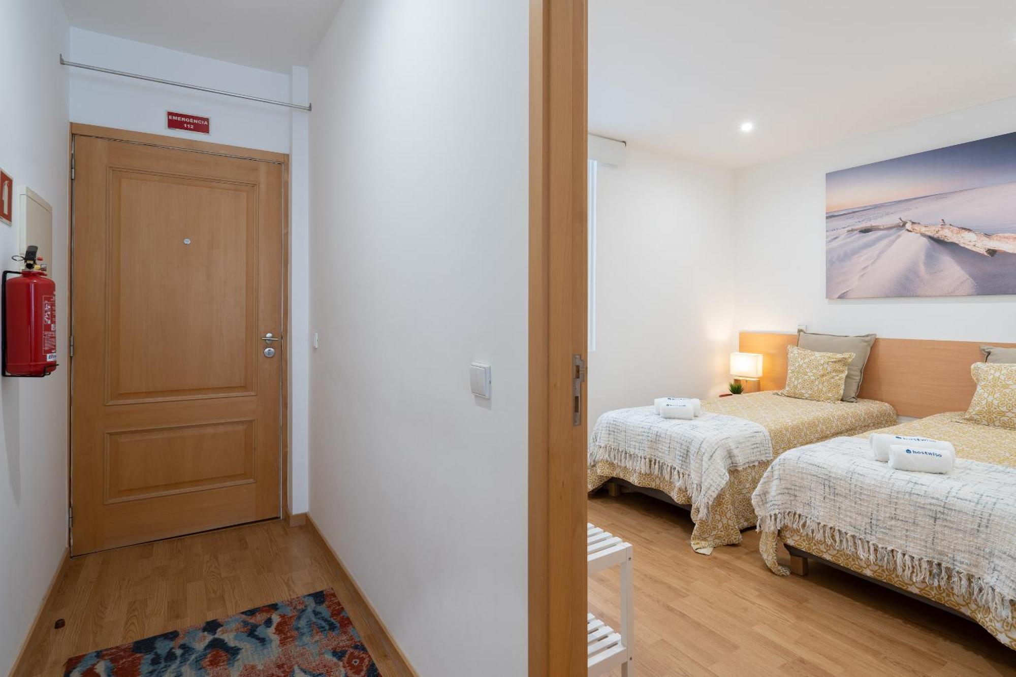 Host Wise - Colorful Fresh Flats - Batalha Daire Porto Oda fotoğraf