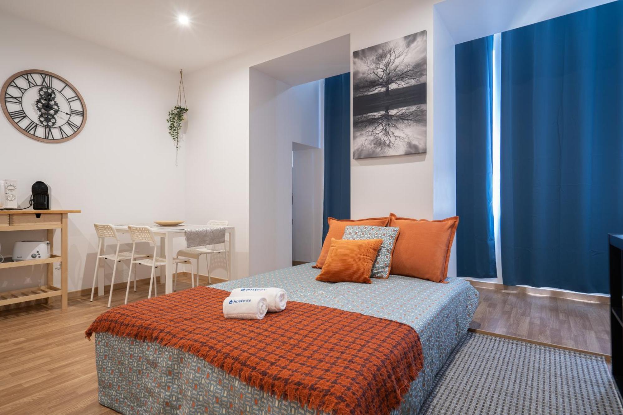 Host Wise - Colorful Fresh Flats - Batalha Daire Porto Oda fotoğraf